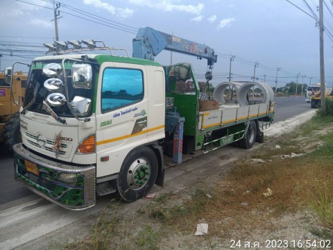 รถเฮี๊ยบสมุทรปราการ